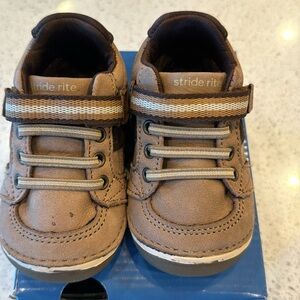Stride Rite | Artie shoe tan